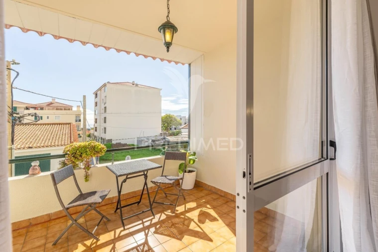 Apartamento T2 para Venda em Caniço Foto 30