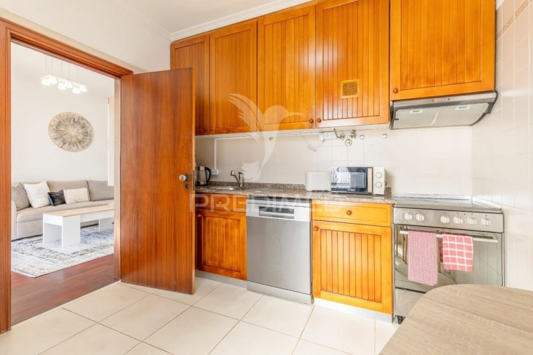 Apartamento T2 para Venda em Caniço Foto 18
