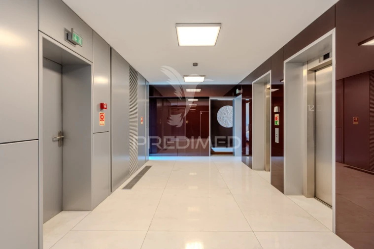 Apartamento T4 para Venda em Belém Foto 29