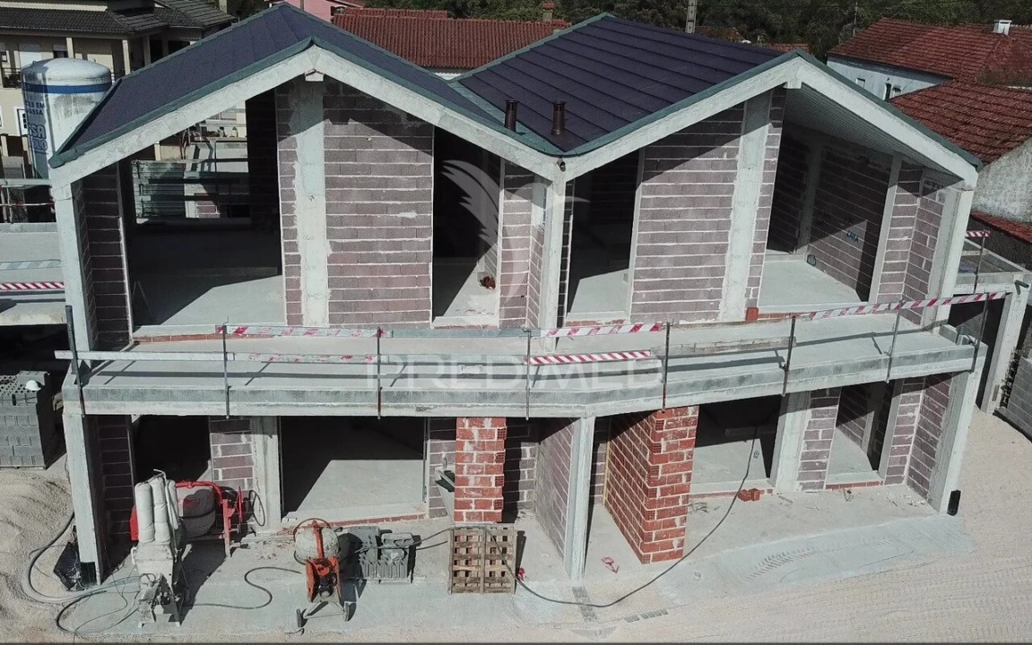 Moradia T3 para Venda em Fatima Foto 33