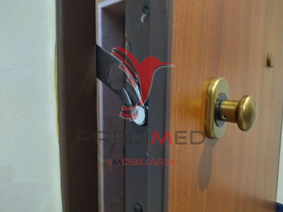 Apartamento T3 para Venda em Corroios Foto 36