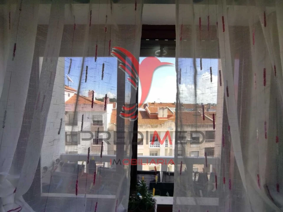 Apartamento T3 para Venda em Corroios Foto 32