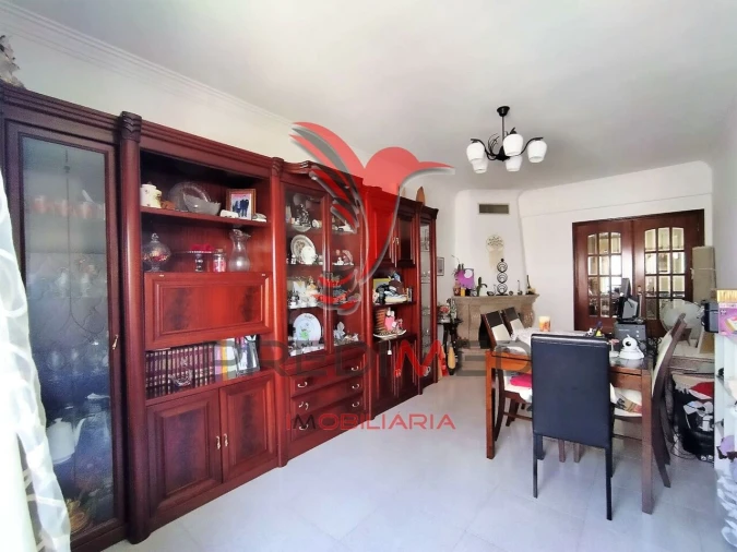 Apartamento T3 para Venda em Corroios Foto 6