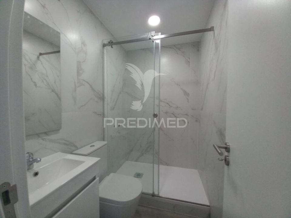 Apartamento T3 para Venda em Costa da Caparica Foto 29