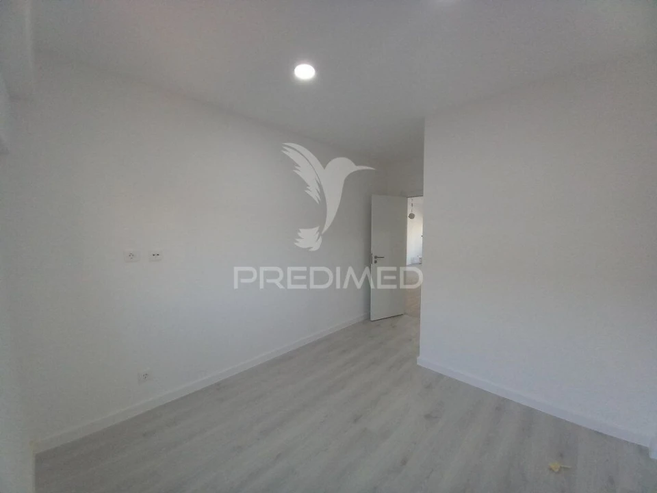 Apartamento T3 para Venda em Costa da Caparica Foto 25