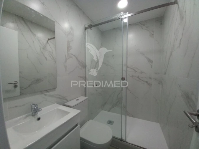 Apartamento T3 para Venda em Costa da Caparica Foto 30