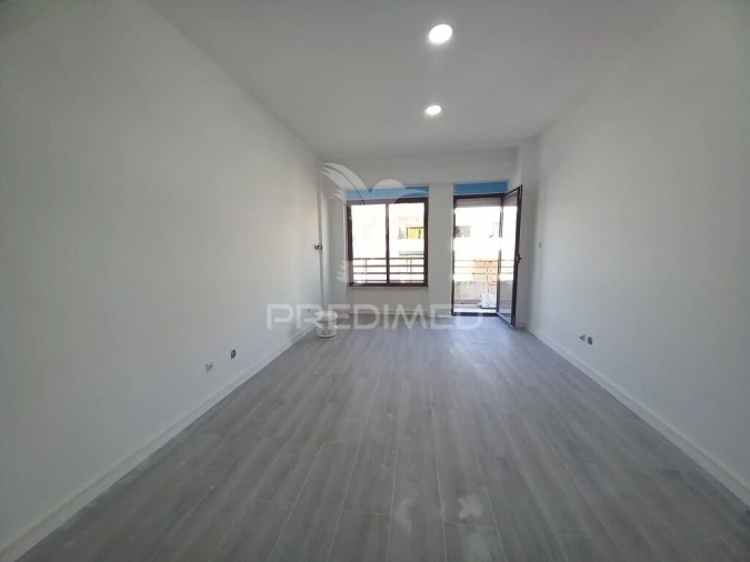Apartamento T3 para Venda em Costa da Caparica Foto 4