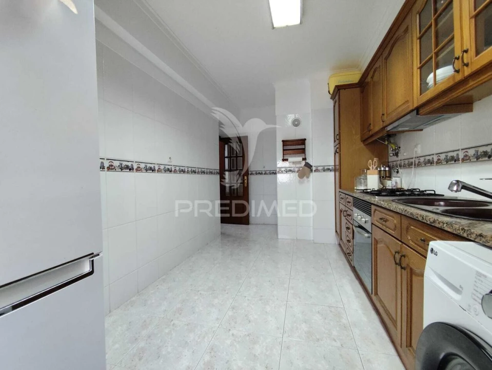 Apartamento T3 para Venda em Corroios Foto 27