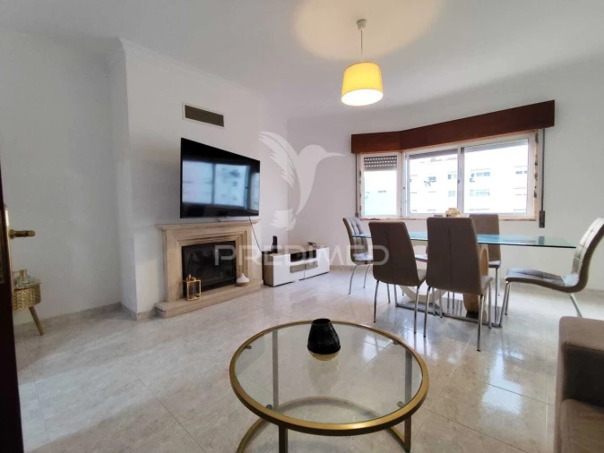 Apartamento T3 para Venda em Corroios Foto 21