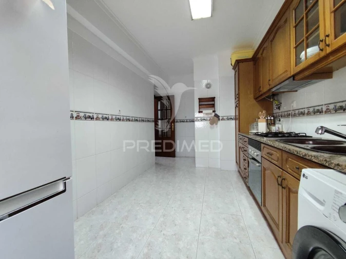 Apartamento T3 para Venda em Corroios Foto 27