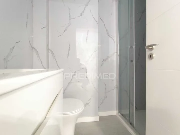 Apartamento T2 para Venda em Benfica