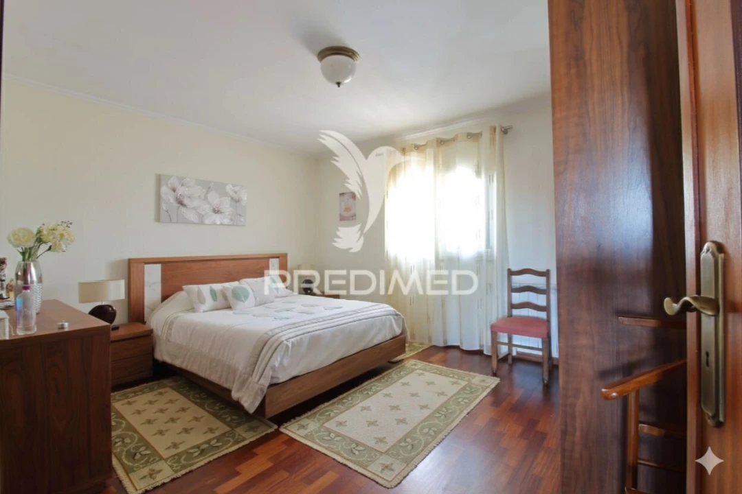 Moradia T4 para Venda em Esgueira Foto 12