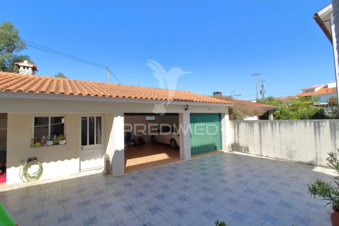 Moradia T4 para Venda em Esgueira Foto 24