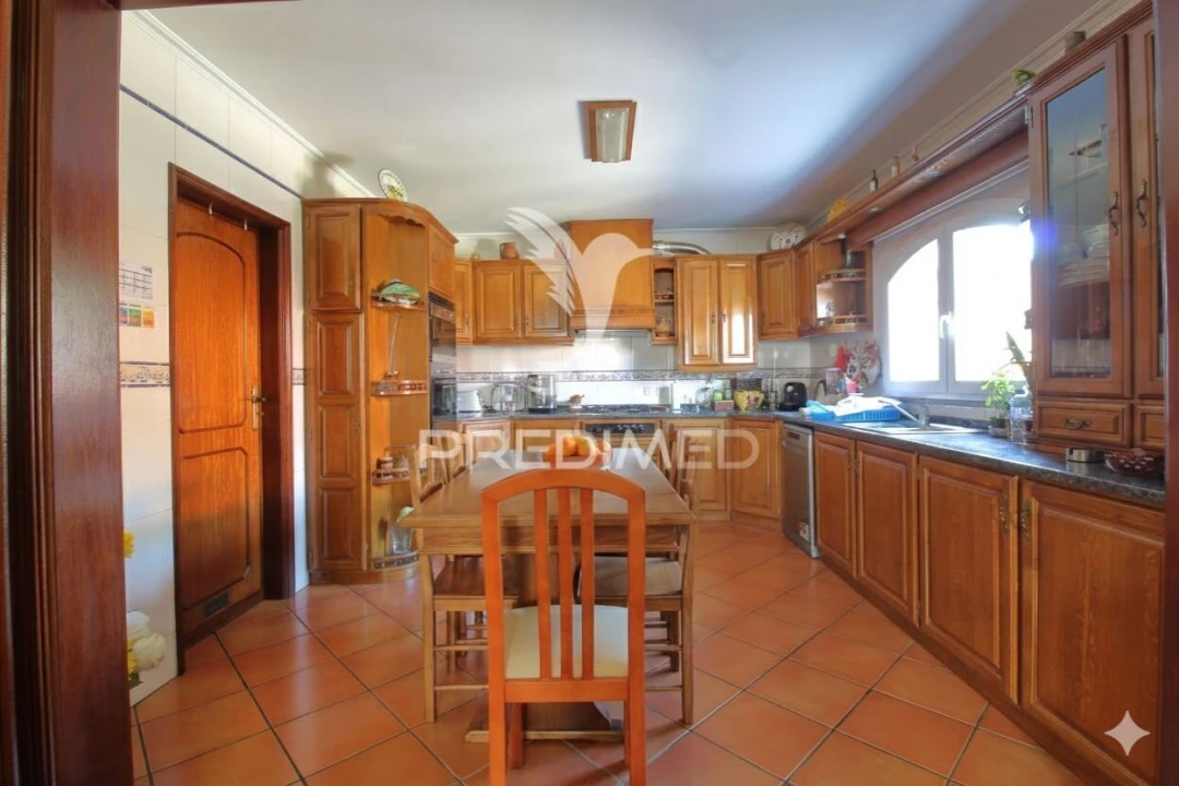 Moradia T4 para Venda em Esgueira Foto 8