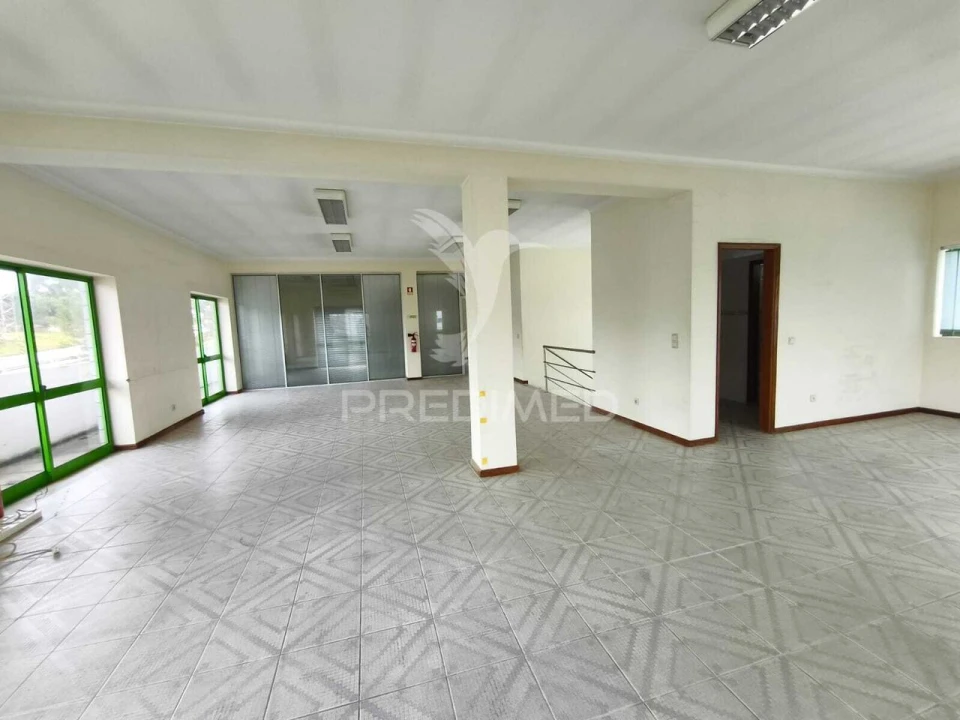 Armazém para Venda em Oiã Foto 4