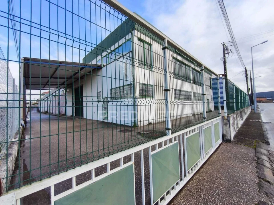 Armazém para Venda em Oiã Foto 21