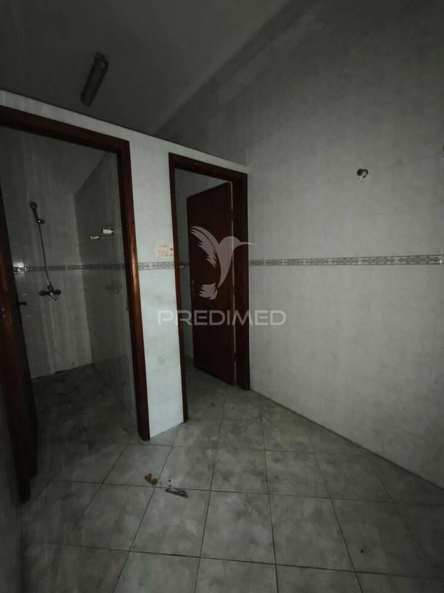 Armazém para Venda em Oiã Foto 16