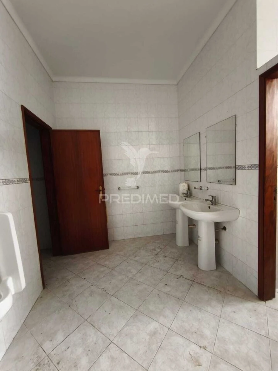 Armazém para Venda em Oiã Foto 15