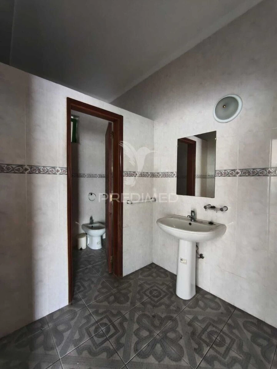 Armazém para Venda em Oiã Foto 5