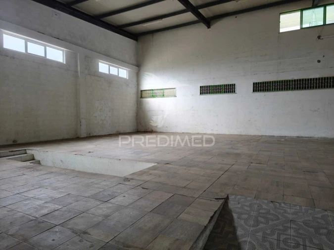 Armazém para Venda em Oiã Foto 8