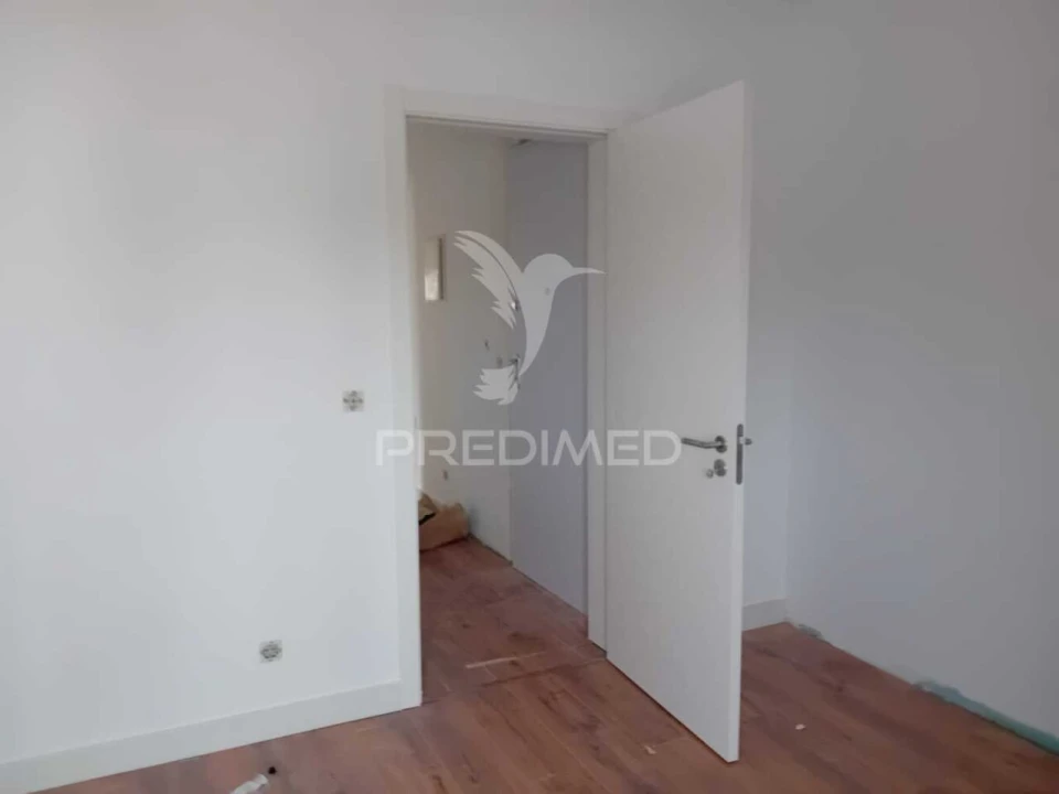Apartamento T2 para Venda em Falagueira-Venda Nova Foto 6
