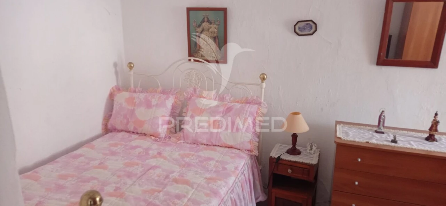 Moradia T1 para Venda em Monte da Pedra Foto 16