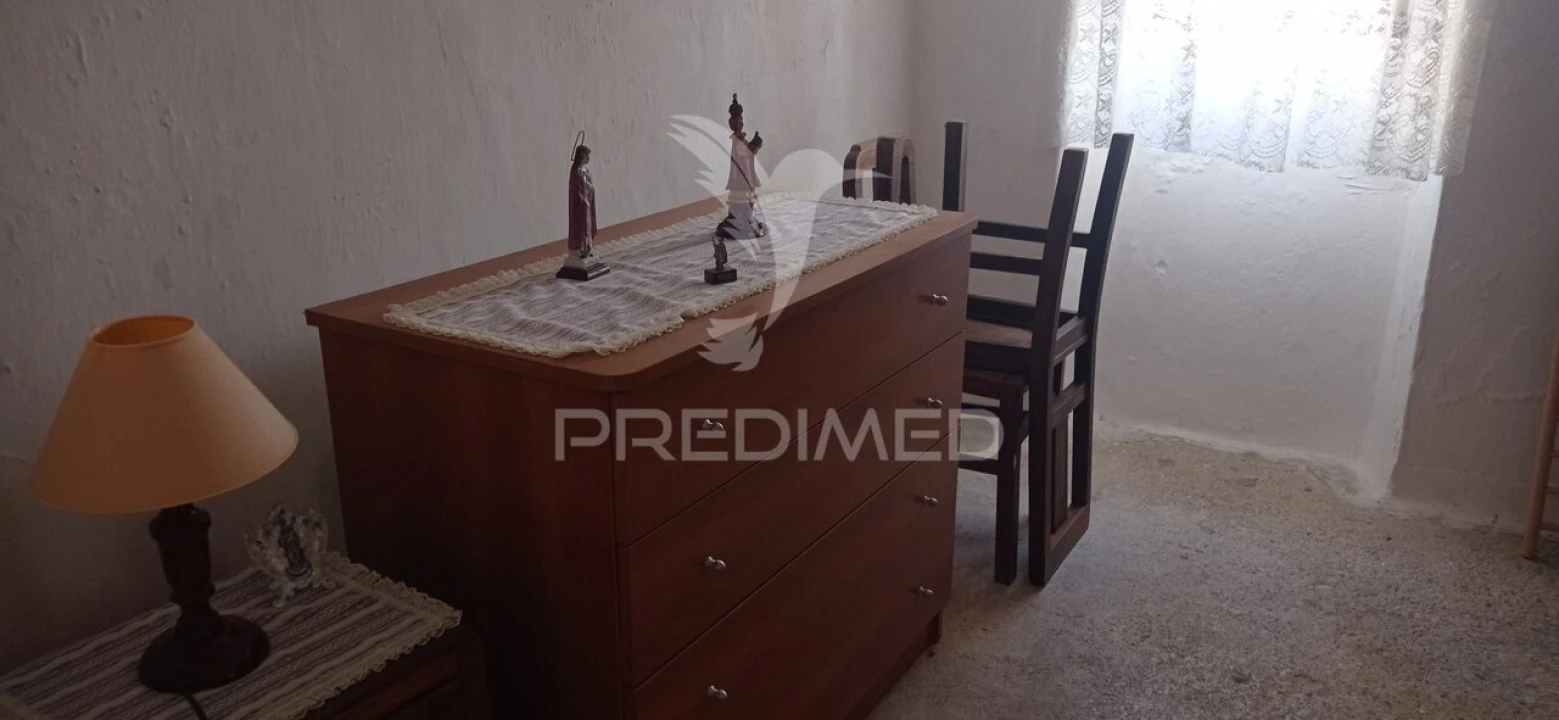 Moradia T1 para Venda em Monte da Pedra Foto 18