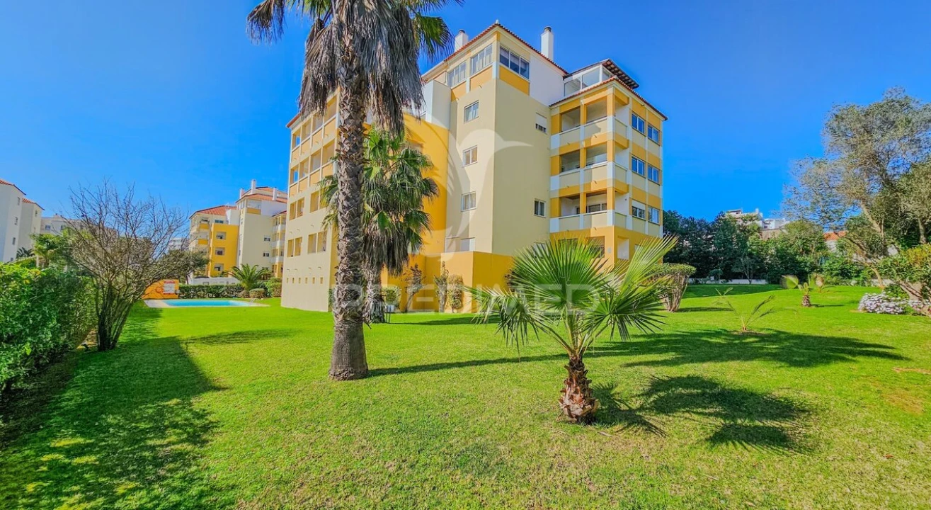 Apartamento T4 para Venda em Portimão Foto 1