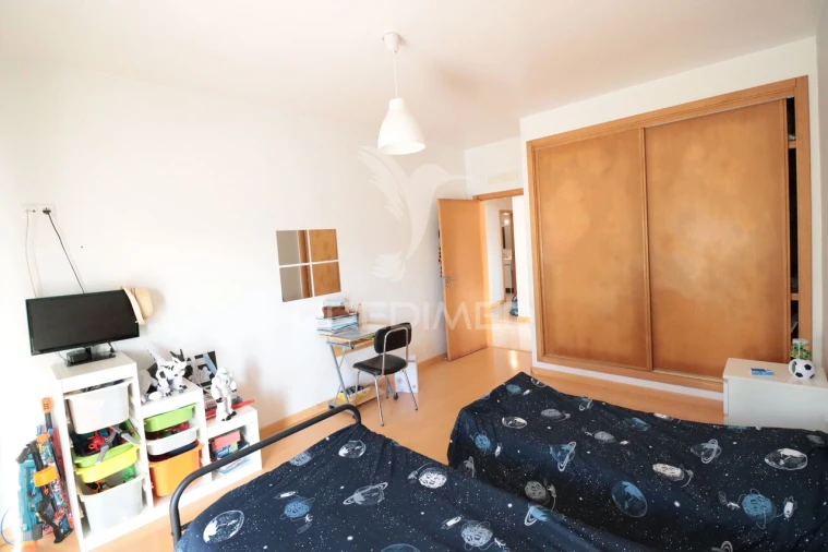 Moradia T4 para Venda em Pontevel Foto 11