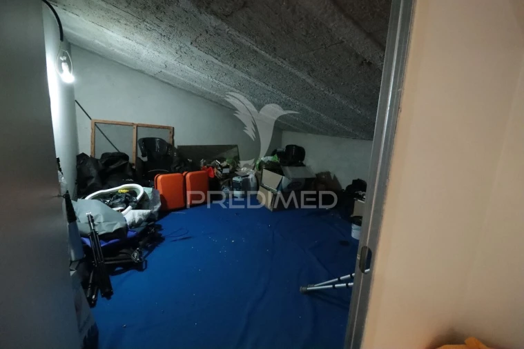 Moradia T4 para Venda em Pontevel Foto 5