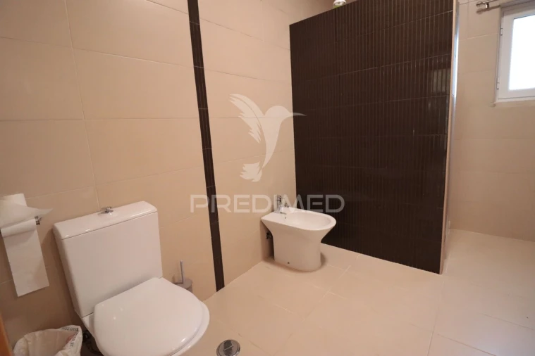 Moradia T4 para Venda em Pontevel Foto 17