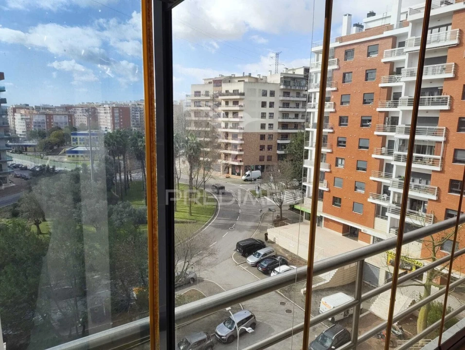 Apartamento T3 para Venda em Odivelas Foto 36