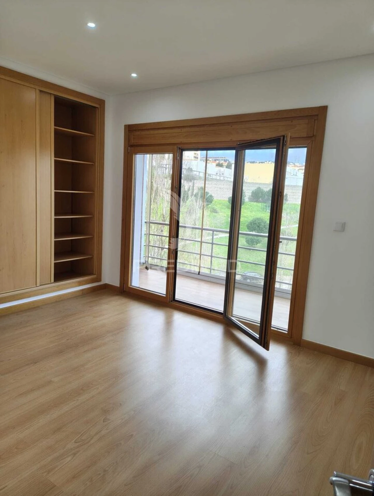 Apartamento T3 para Venda em Odivelas Foto 32