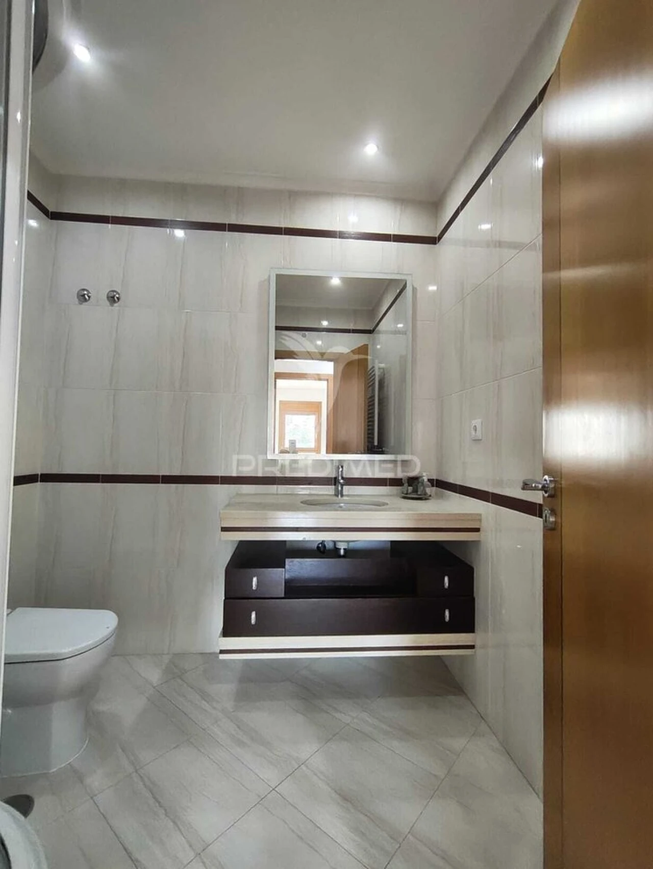 Apartamento T3 para Venda em Odivelas Foto 19