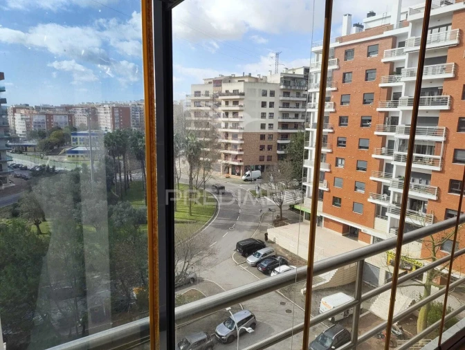 Apartamento T3 para Venda em Odivelas Foto 36