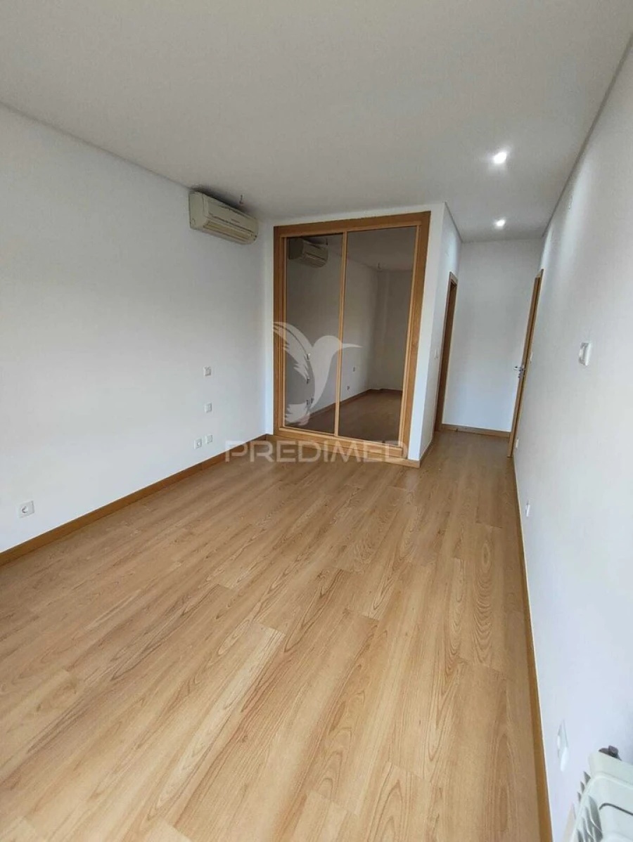 Apartamento T3 para Venda em Odivelas Foto 14