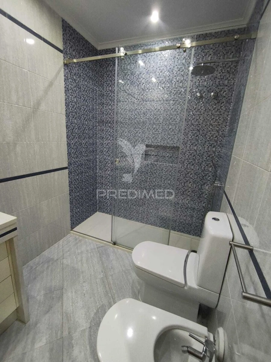 Apartamento T3 para Venda em Odivelas Foto 13