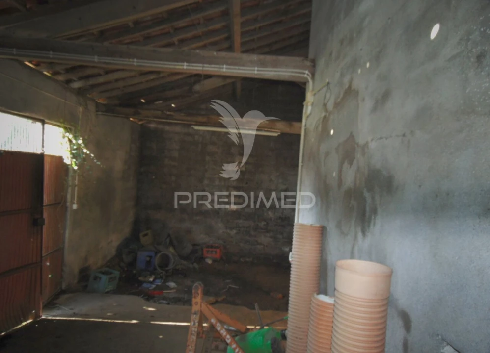 Moradia T2 para Venda em Vilarinho de São Romão Foto 9