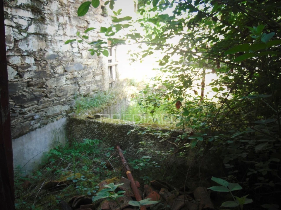 Moradia T1 para Venda em Vilarinho de São Romão Foto 22