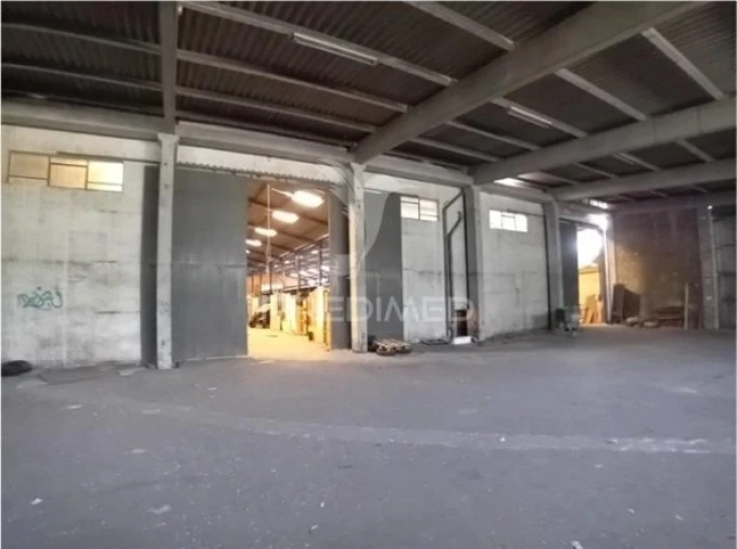 Armazém para Venda em Queluz e Belas Foto 2