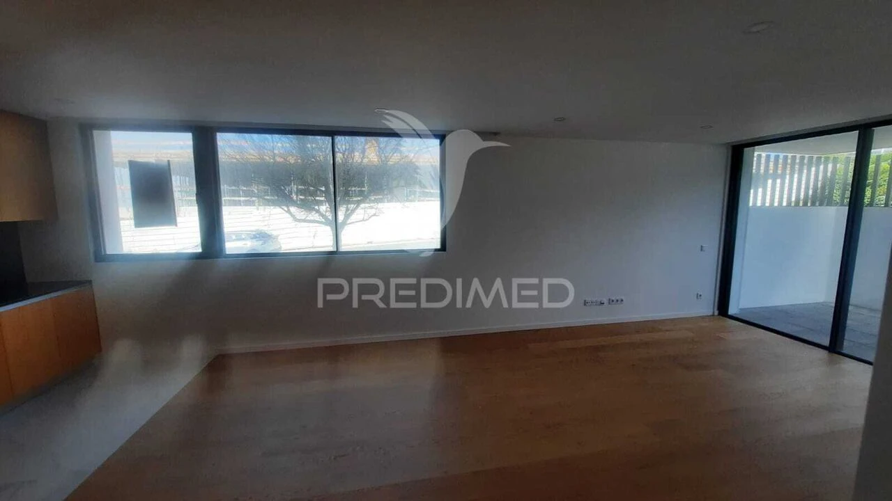 Apartamento T1 para Venda em Canidelo Foto 9