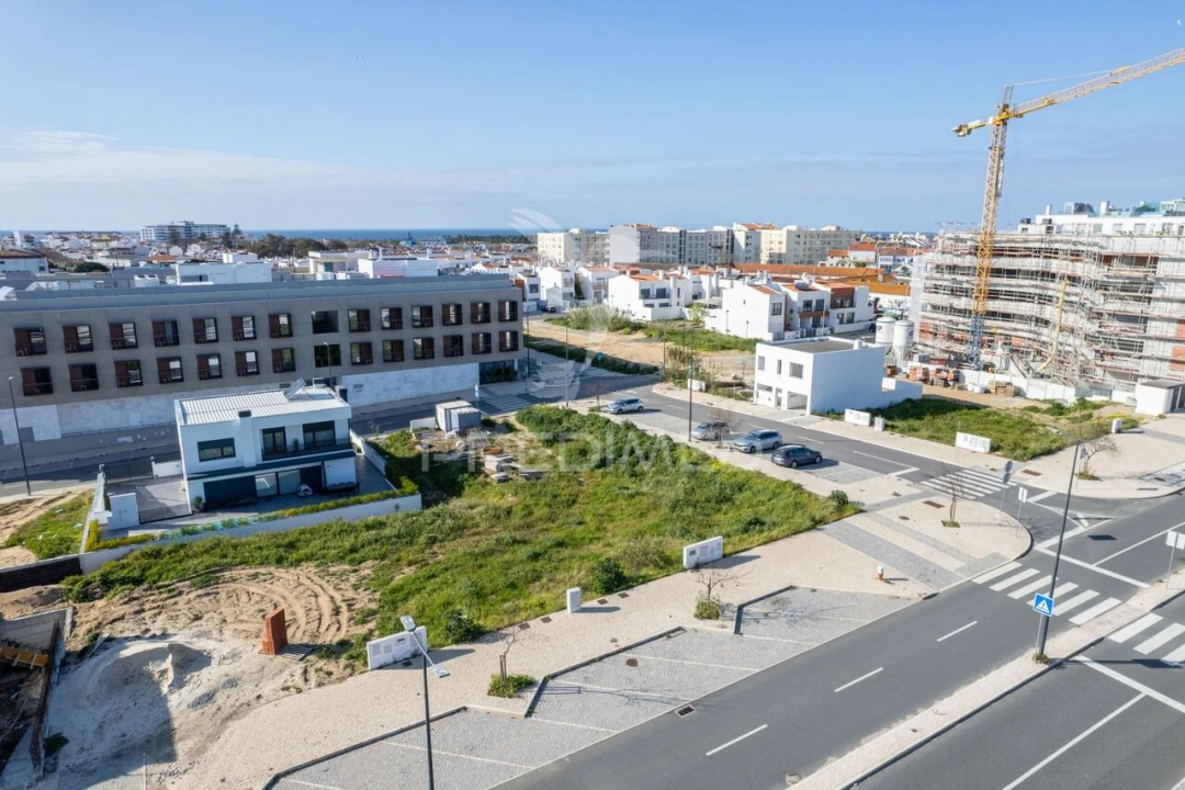 Terreno para Venda em Sines Foto 6