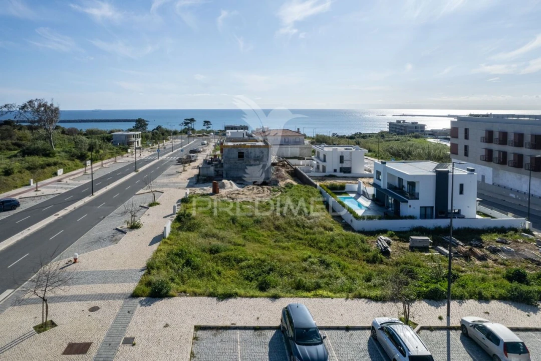 Terreno para Venda em Sines Foto 9