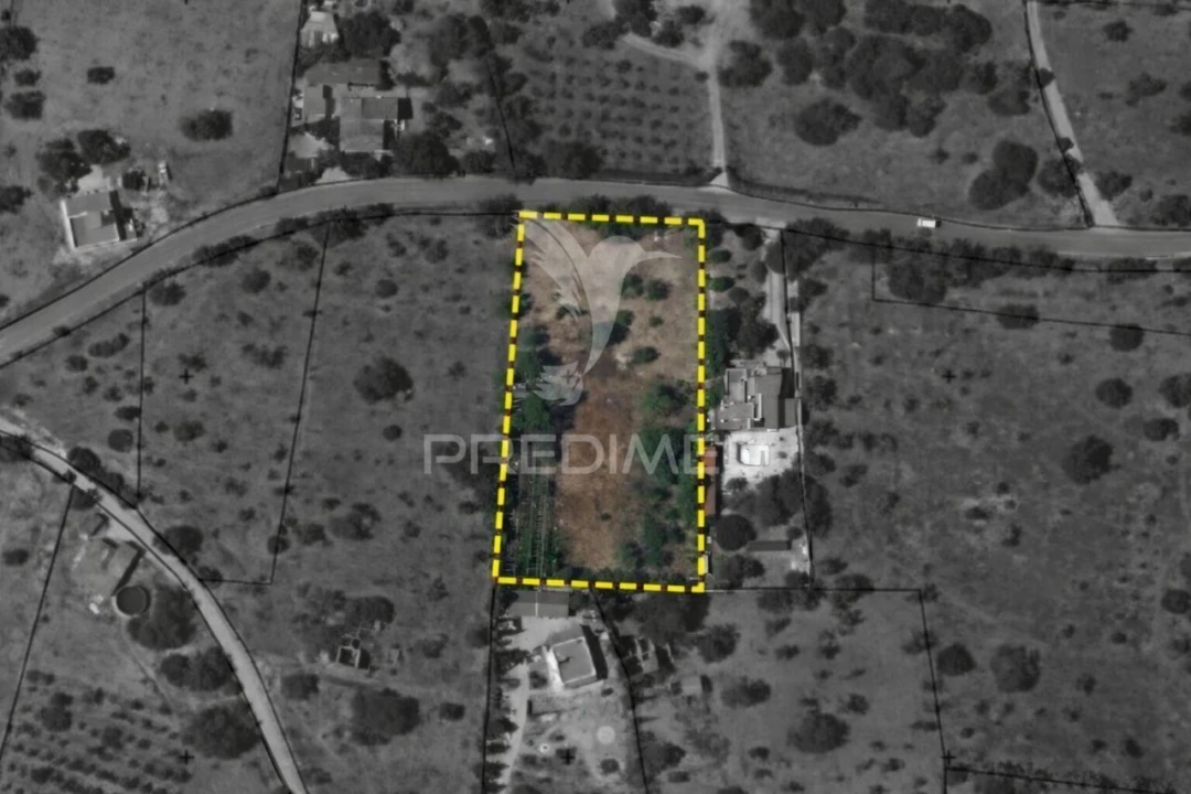 Terreno para Venda em Quelfes Foto 6
