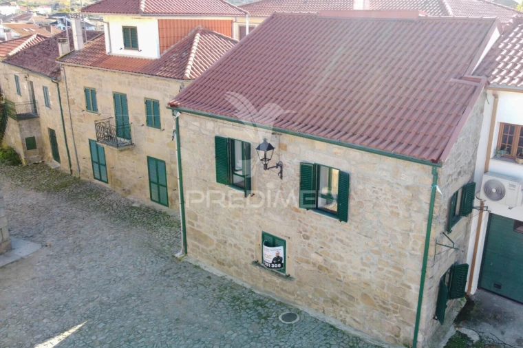 Moradia T3 para Venda em Freixo de Numão Foto 19