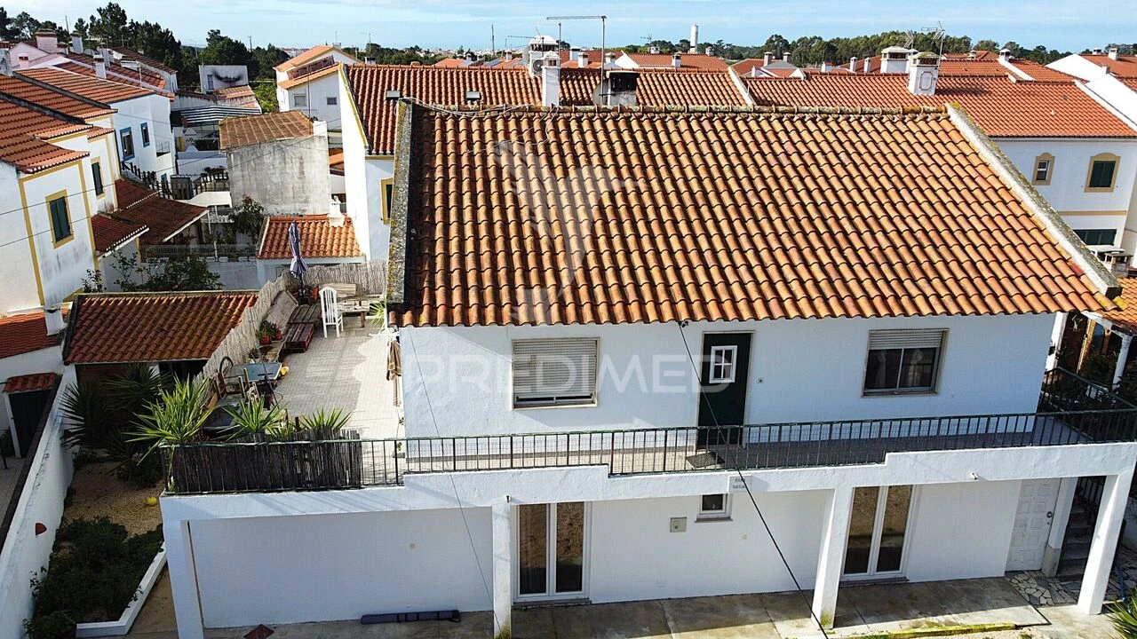 Moradia T6 para Venda em Vila Nova de Milfontes Foto 1