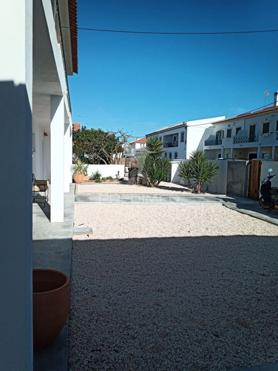 Moradia T6 para Venda em Vila Nova de Milfontes Foto 2