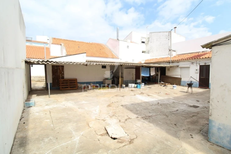 Moradia T9 para Venda em Sines Foto 11