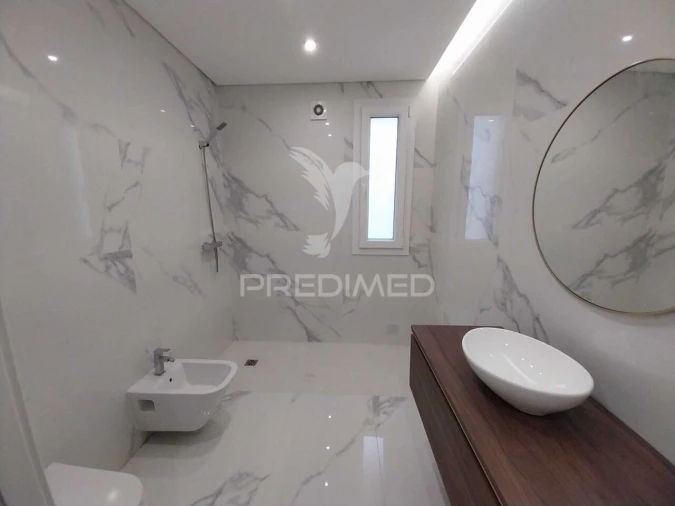 Moradia T5 para Venda em Nossa Sra de Fatima Foto 23