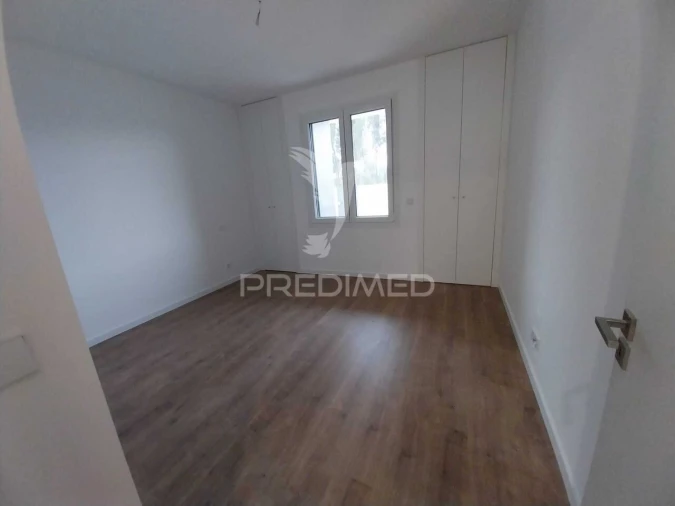 Moradia T5 para Venda em Nossa Sra de Fatima Foto 21